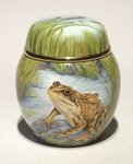 Elliot Hall Enamels Frogs SH-F - Ginger jar